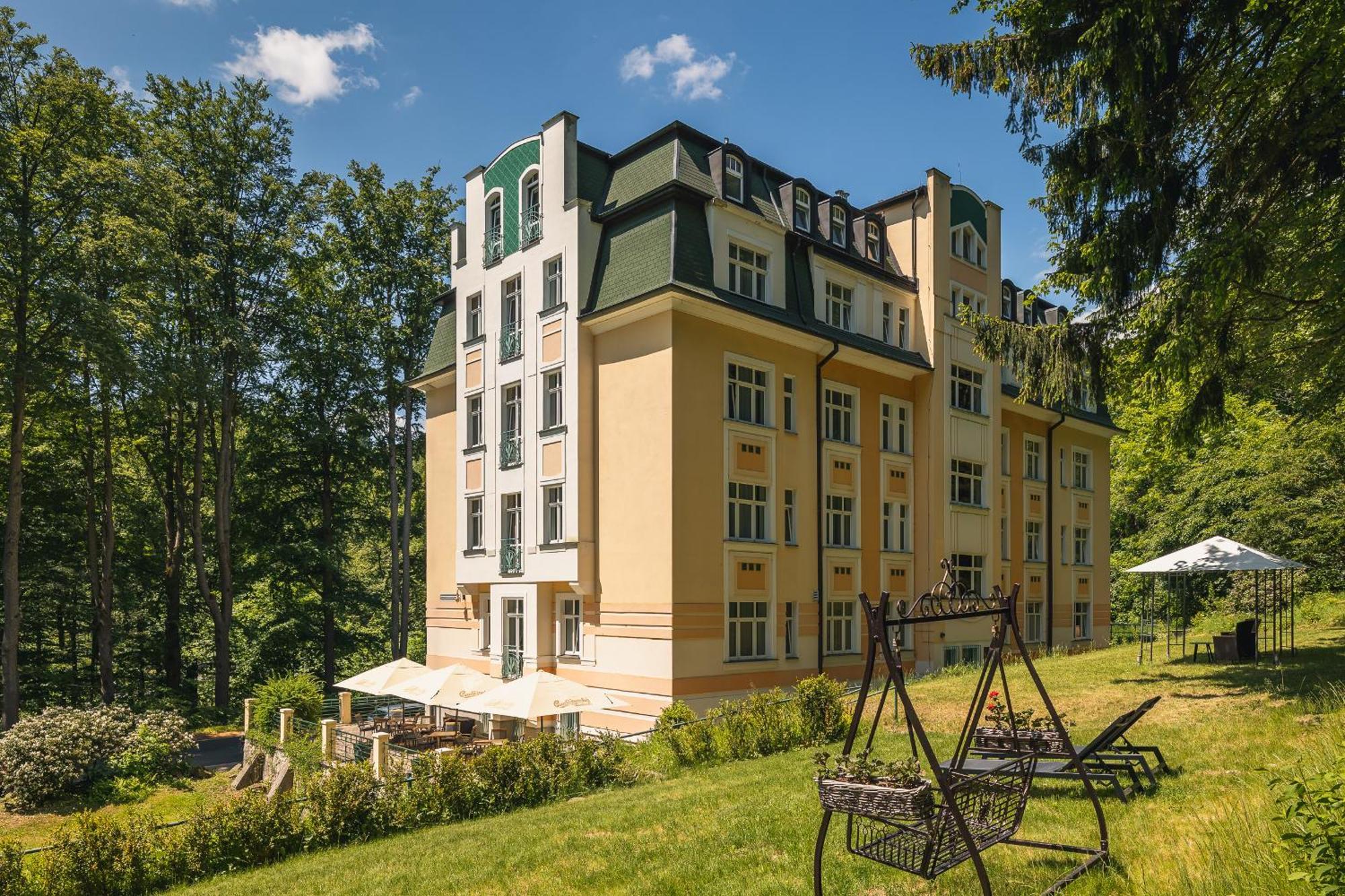 Spa & Wellness Hotel Silva Mariánské Lázně Екстериор снимка